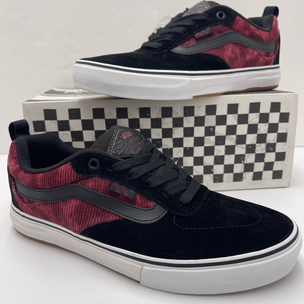Vans WMNS Kyle Walker
Corduroy Tie-Dye/Black/White Sneakers
VN0A5JIEX4C - Picture 15 of 16